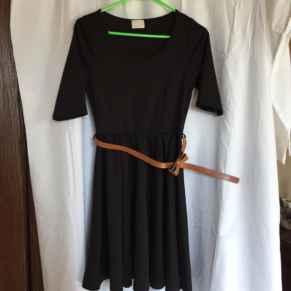 Abiding Beauty A-line dress in Black